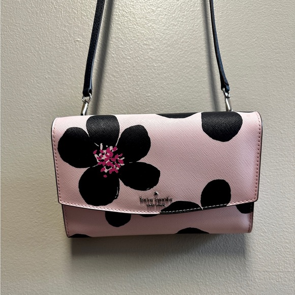 kate spade Handbags - Kate Spade Pink Floral Crossbody Bag